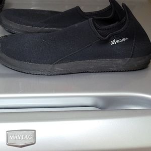 Mens scuba shoes bundle  (2 pairs)